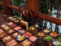 -银米·云南传统过桥米线(双廊黑金冠店)
