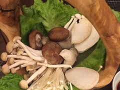 -捞王锅物料理(上海世茂广场店)