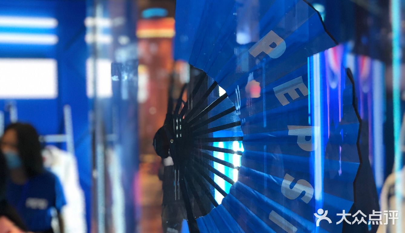 拍照发微博参与热门话题互动可抽奖