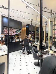 -HAIR CORNER
