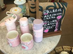-星巴克(杭州西湖银泰1F店)