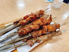 纯羊肉烤肉-歹歹的加个面过油肉拌面