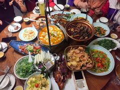 -老滇山寨•云南特色菜•地方菜•民族风情歌舞表演(金碧店)