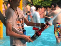 -热带风暴水上乐园