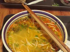 -云阿蛮云南生烫牛肉米线(奉贤路店)