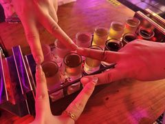 -喜鹊音乐酒馆(西街店)