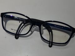 -造寸眼镜·蔡司官方授权店(东门店)