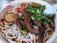-湖南牛肉特色粉面(华屏路店)