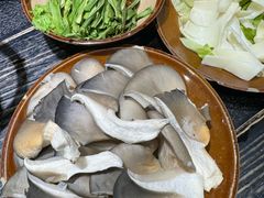 -冯校长老火锅(中联广场店)