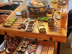 -叽叽扎扎烤肉场(生态城万达店)
