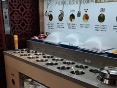 -七欣天香辣蟹火锅(上海银亿滨江店)