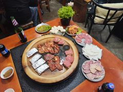 -老姐石板烧烤+铜炭火锅(总店)