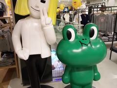 -LINE FRIENDS Garosu-gil Flagship Store