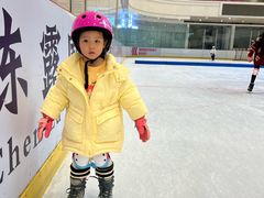-陈露国际冰上中心(天津嘉里汇店)