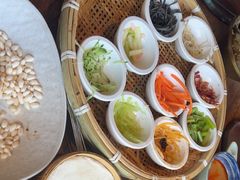 -包整·丝娃娃(一览甲秀楼风景店)