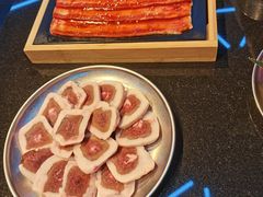 -瑞虹新天地月亮湾