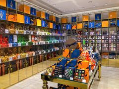 -VENCHI 闻绮(北京国贸商城店)