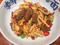 -李犟大爆鳝面·手工蟹黄包(湖滨西湖店)