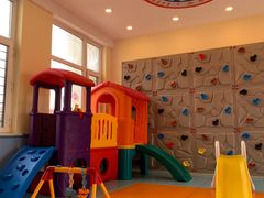 -小小王国亲子游泳(富民中心)