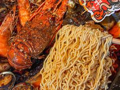-鸣记脆皮烤鱼·海鲜烤鱼(三八广场店)
