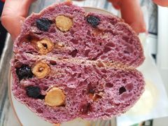 黑醋栗焦糖榛子洛代夫-PAOPAO Bakery&Café(港汇店)