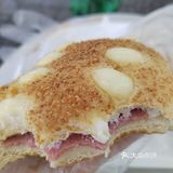 城市花园里的价格美丽面包店