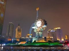 景点-世纪钟