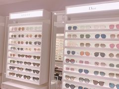 -目艮眼镜SHOWROOM(品牌集合店)