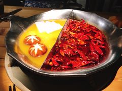 -湊湊火锅·茶憩(杭州湖滨银泰in77店)