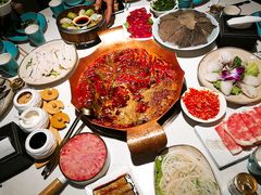 -墨居上隐·院子里火锅(峨眉店)