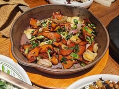 铁盘香煎黑牛肝菌-云海肴·汽锅鸡·云南菜(美罗城店)