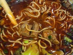 -胥佳烧鸡公牛肉面馆