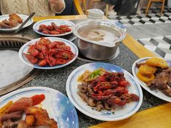 -锤头鲨毛肚海鲜烤肉自助餐厅(国购广场店)