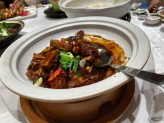 松茸菌闷带皮牛肉-好福记饭店(红梅公园店)