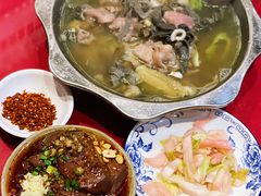 -谢老五跷脚牛肉·非遗传承店