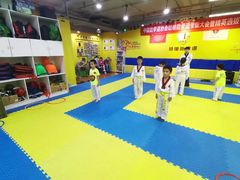 -哈喽实战跆拳道·跳绳·体能(慈云寺馆)