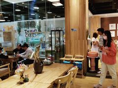 -藏猫猫咖啡主题馆(中央大道店)