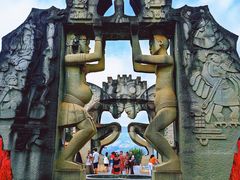 -墨江北回归线标志园