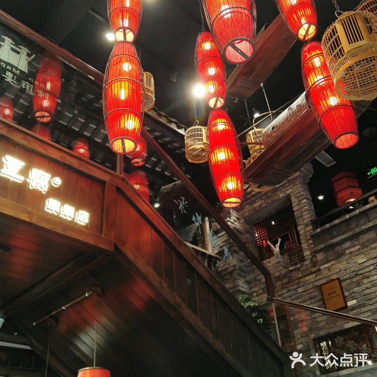 杜甫草堂附近，来成都必吃餐厅，麻婆豆腐的代表。