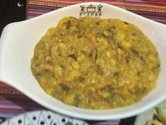 -香巴拉云南餐厅(华莱坞店)