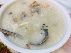 -覃记海鲜美食餐厅