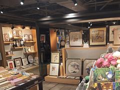 -猫的天空之城概念书店(苏州诚品店)