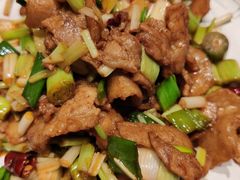 -云海肴·汽锅鸡·云南菜(天山百盛优客店)