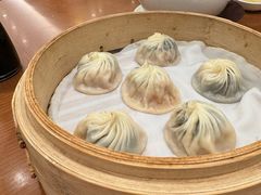 黑松露小笼-鼎泰丰(新港中心店)