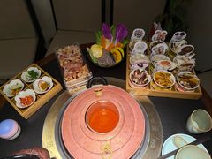 -菌自由丨野生菌火锅特色庭院餐厅(丽江古城店)