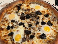 黑松露蘑菇pizza-MOMENTI手工意面(晶耀前滩店)