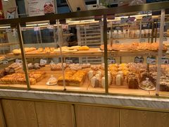 面包甜点陈列柜-皇后西斯汀饼店(文化路店)