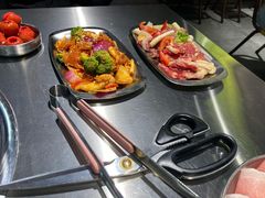-马路牙子烧烤音乐酒馆(望京店)