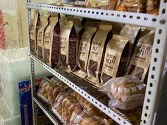 -秀云俄罗斯列巴屋(军星小区店)
