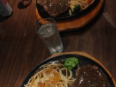 -豪享来牛排(人民店)